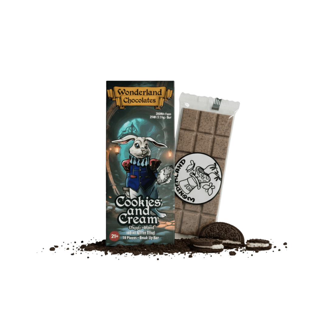 Wonderland mushroom chocolate bar in cookies and cream flavor – magic mushroom blend
